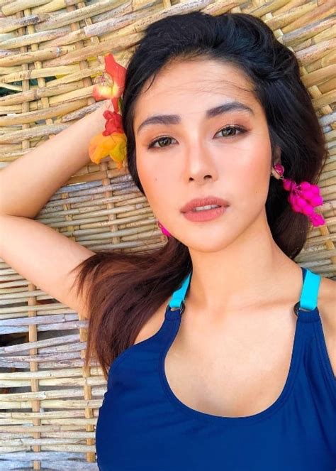 sanya lopez age